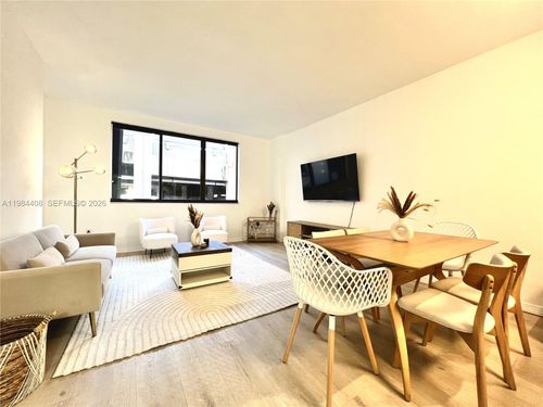 apt-202-540 Brickell Key Dr, Miami, FL, 33131-2635 | Card Image