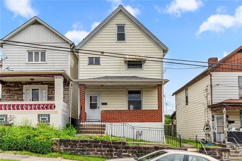 919 Brinton Ave, Pitcairn, PA, 15140-1233 | Card Image