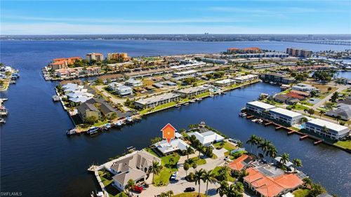 1755 Se 40th Ter, Cape Coral, FL, 33904-7493 | Card Image