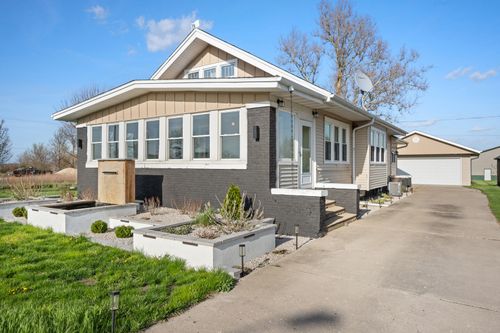 32462 White St, Kirkland, IL, 60146-8543 | Card Image