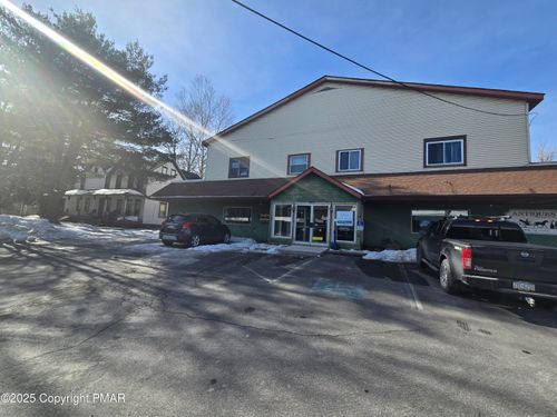 1001-6631 Route 191, Cresco, PA, 18326-8079 | Card Image