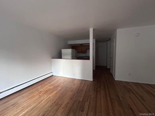 84 170th St, Jamaica, NY, 11432-2039 | Card Image