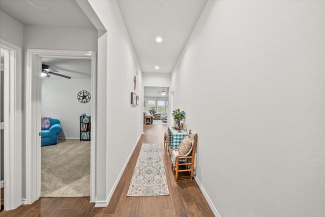 609 Autumn Ave, House other with 3 bedrooms, 2 bathrooms and null parking in Justin TX | Image 5