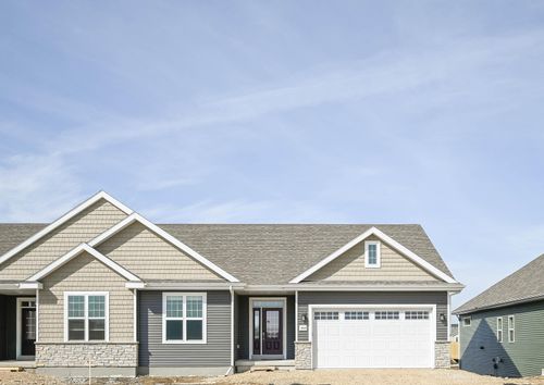 2038 Leopold Way, SUN PRAIRIE, WI, 53590-7042 | Card Image