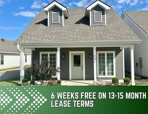 1001 Ne Heights Ln, Bentonville, AR, 72712-3113 | Card Image