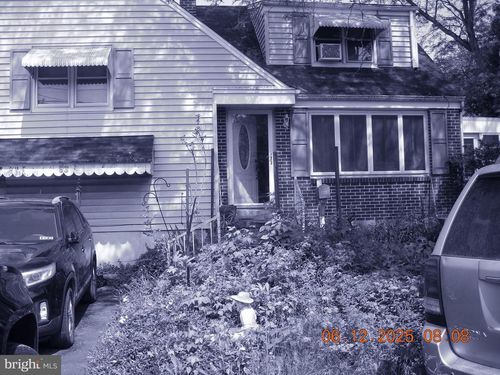 63 N Main St, QUAKERTOWN, PA, 18951-1155 | Card Image