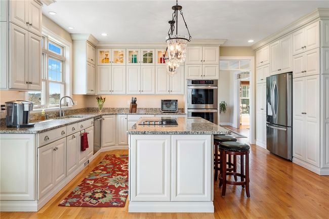 50 Elizabeth Ln, House other with 4 bedrooms, 4 bathrooms and 6 parking in Middletown RI | Image 11