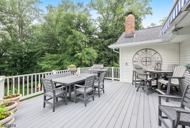 304 Briarwood Dr, House other with 3 bedrooms, 3 bathrooms and null parking in Wyckoff NJ | Image 39