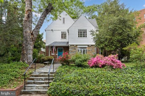 3721 Massachusetts Ave Nw, WASHINGTON, DC, 20016-5004 | Card Image