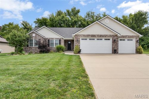 2395 Lakeshore Drive, Columbia, IL, 62236 | Card Image