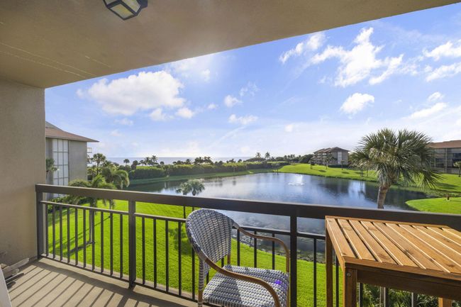 404 - 201 S Seas 404 Drive, Condo with 2 bedrooms, 2 bathrooms and null parking in Jupiter FL | Image 27