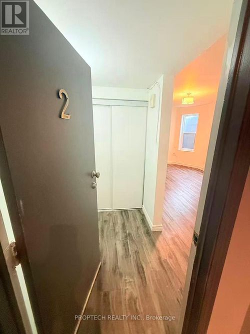 2-373 Broadview Avenue, Toronto (North Riverdale), ON, M4K2M7 | Card Image