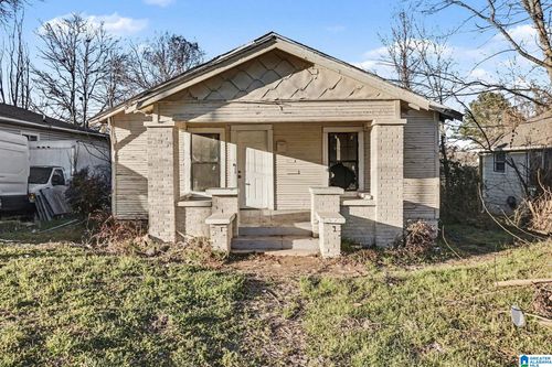 212 56th St, Fairfield, AL, 35064-2003 | Card Image