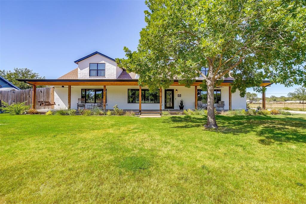 1525 Valley View Drive, For Sale in Joshua Zoocasa