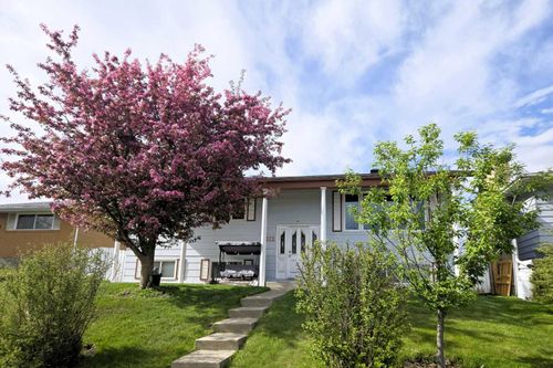 512 Hunterplain Hill Nw, Calgary, AB, T2K4L7 | Card Image