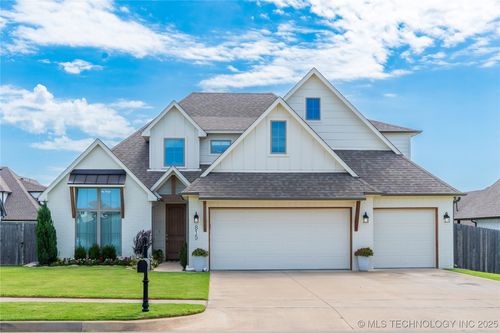 815 N 87th St, Broken Arrow, OK, 74014-5667 | Card Image