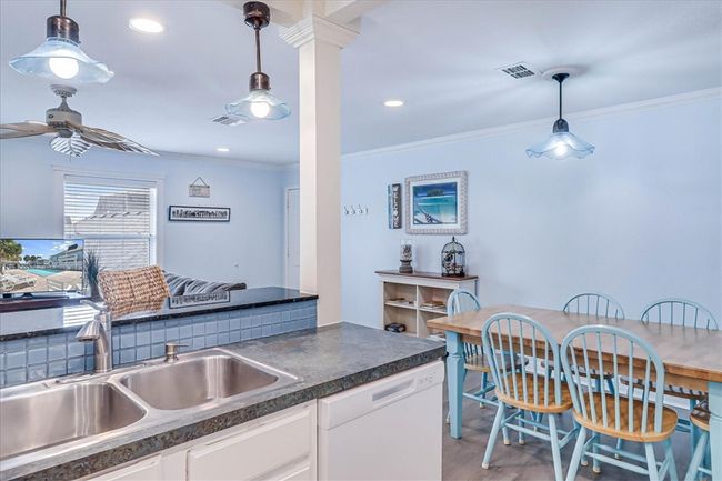 APT-229 - 4901 State Highway 361, Condo with 2 bedrooms, 2 bathrooms and null parking in Port Aransas TX | Image 20