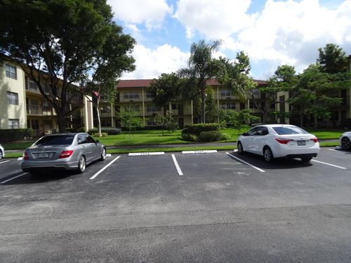 303t-151 Sw 135th Ter, Pembroke Pines, FL, 33027-2044 | Card Image