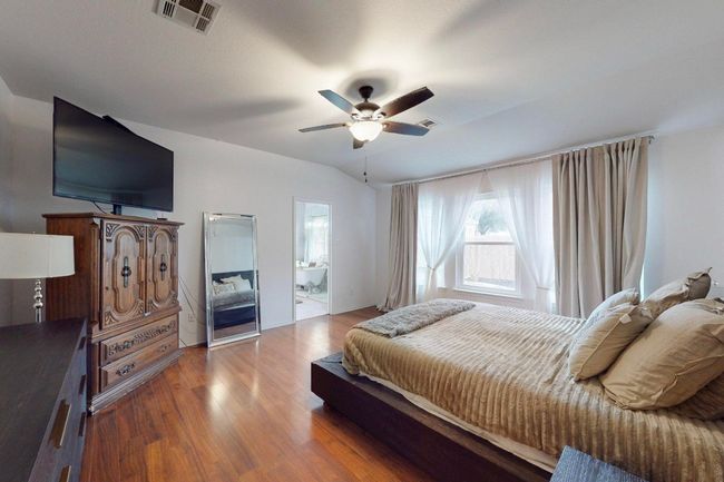 Primary Bedroom | Image 22