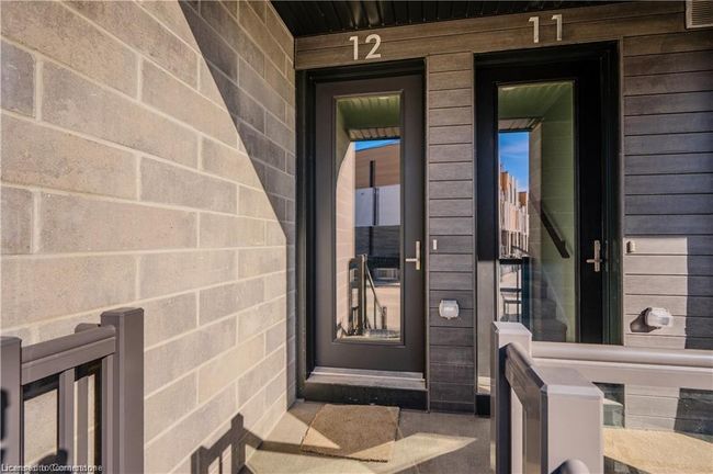 A012 - 142 Foamflower Pl, Townhouse with 2 bedrooms, 3 bathrooms and 1 parking in Waterloo ON | Image 25