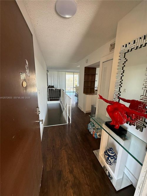 508-9220 Fontainebleau Blvd, Miami, FL, 33172-4626 | Card Image