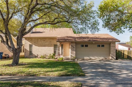 7301 Ottawa Cir, Corpus Christi, TX, 78414-3203 | Card Image