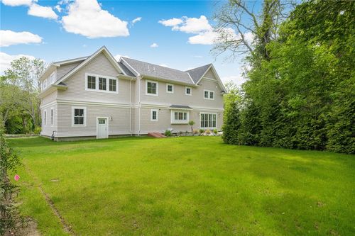 3 Knowlton Court, Bristol, RI, 02809 | Card Image