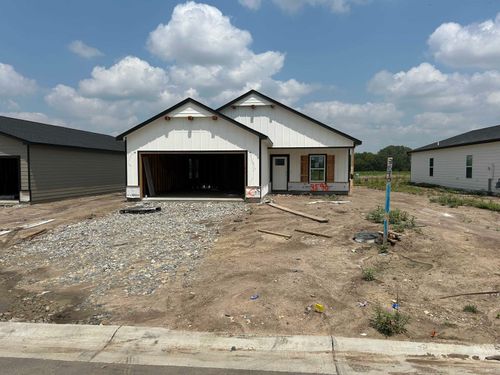 3590 E Hollandale St, Derby, KS, 67037-7820 | Card Image