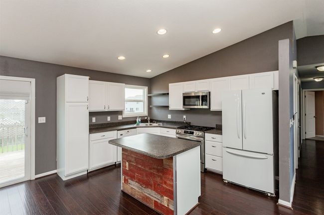 220 Tailfeather Dr Nw, Home with 4 bedrooms, 2 bathrooms and null parking in Bondurant IA | Image 5