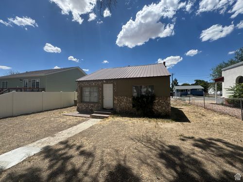 331 N 400 E, Price, UT, 84501-2537 | Card Image