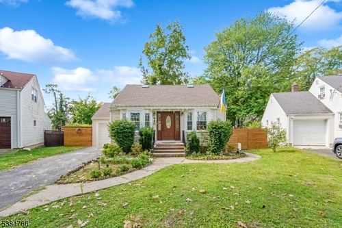 1-425 Brook Ct, Plainfield, NJ, 07060-1311 | Card Image