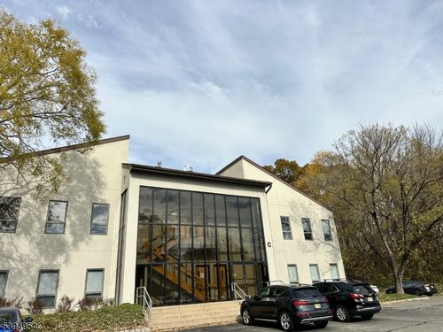 115 Us Highway 46, Mountain Lakes, NJ, 07046-1668 | Card Image