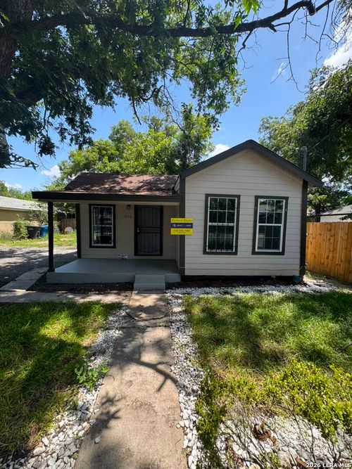 2116 San Fernando St, San Antonio, TX, 78207-5224 | Card Image