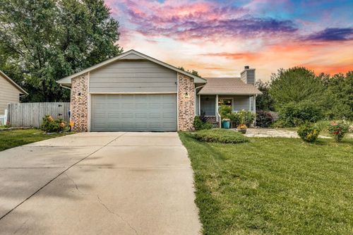 111 E Derby Hills Dr, Derby, KS, 67037-3056 | Card Image