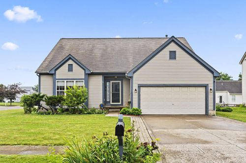 7987 Ambrose Bnd, Reynoldsburg, OH, 43068-9313 | Card Image