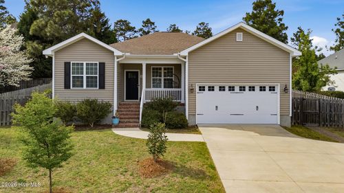11 Barkley Ln, Pinehurst, NC, 28374-8091 | Card Image