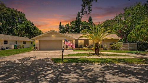 165 Woodcutter Ln, PALM HARBOR, FL, 34683-3745 | Card Image