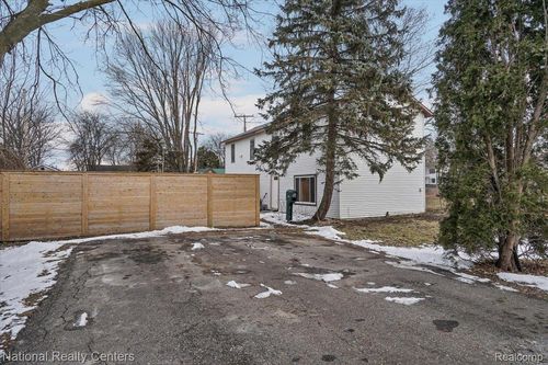26 Turrill Ave, Lapeer, MI, 48446-2535 | Card Image