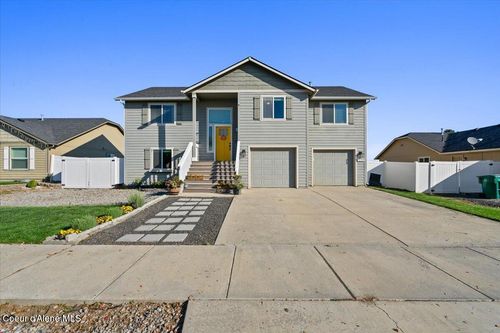 12512 W 1st Ave, Airway Heights, WA, 99001-6008 | Card Image
