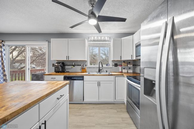Kitchen | Image 10