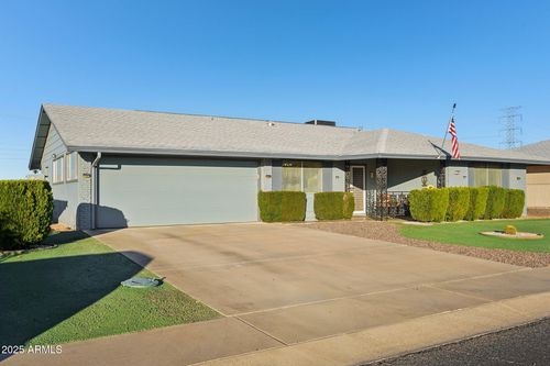 11165 W Cameo Dr, Sun City, AZ, 85351-2568 | Card Image