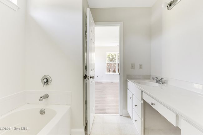 5249 Minnesota Dr Se, House other with 5 bedrooms, 3 bathrooms and 2 parking in Southport NC | Image 24