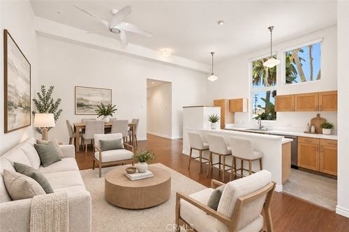 3-323 E Dayman St, Long Beach, CA, 90806-6269 | Card Image