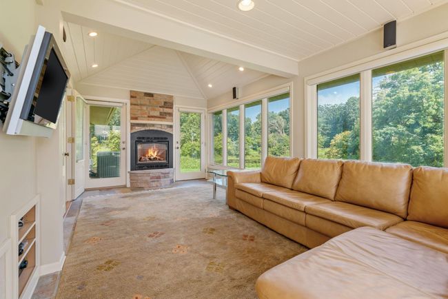 4 W Shore Rd, House other with 3 bedrooms, 4 bathrooms and null parking in NORTH OAKS MN | Image 18