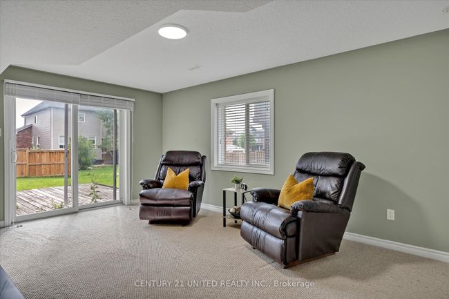 213 Farrier Cres, House other with 4 bedrooms, 4 bathrooms and 4 parking in Peterborough ON | Image 30