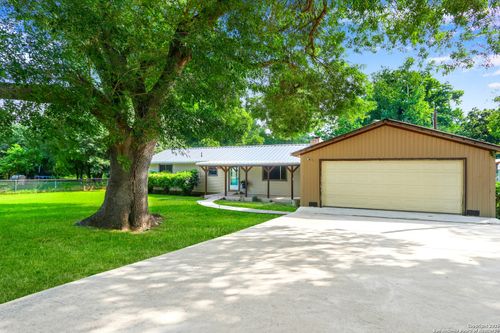 1410 Pecan Dr Nw, Mcqueeney, TX, 78123-3346 | Card Image