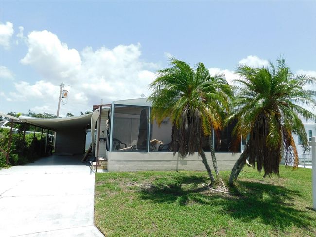 Exterior Front | Image 14