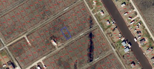 275 Curlew St, Sargent, TX, 77414 | Card Image