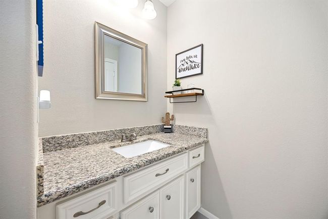 907 Live Oak Ln, House other with 5 bedrooms, 4 bathrooms and 3 parking in Seabrook TX | Image 25
