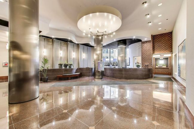 APT-3705 - 3660 N Lake Shore Dr, Condo with 1 bedrooms, 1 bathrooms and 1 parking in Chicago IL | Image 4